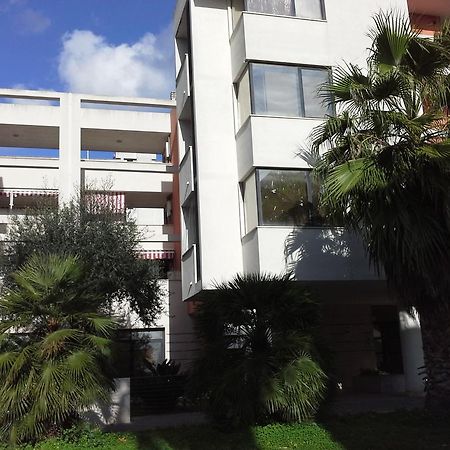 Sunny Lägenhet Lecce Exteriör bild